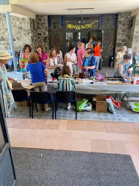 Mercadillo solidario de junio de 2025 (1)