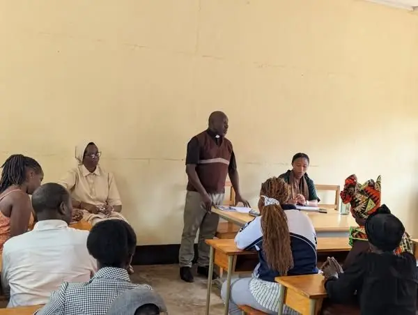 Jornada de alumnos y familias con el comité gestor (3)