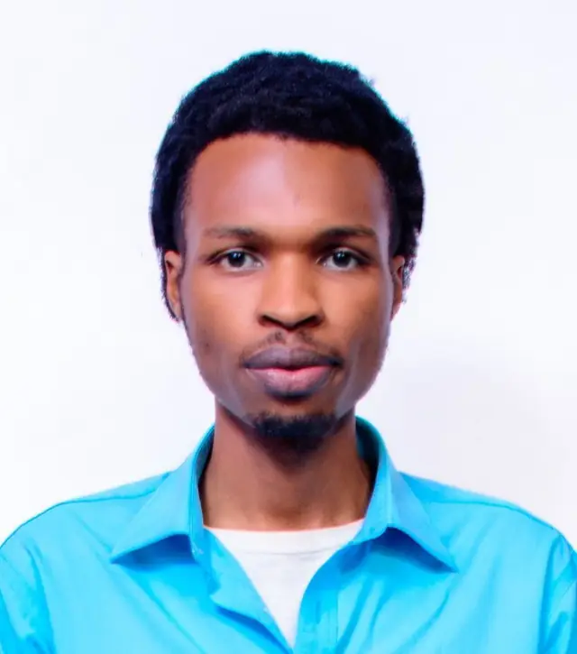 Didier Ishimwe, Estudiante becada/o