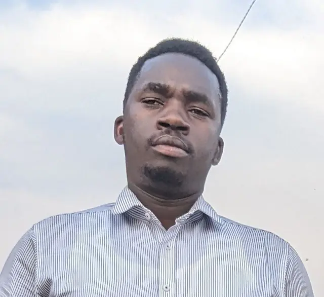 Jean-Claude Rafiki, Estudiante becada/o