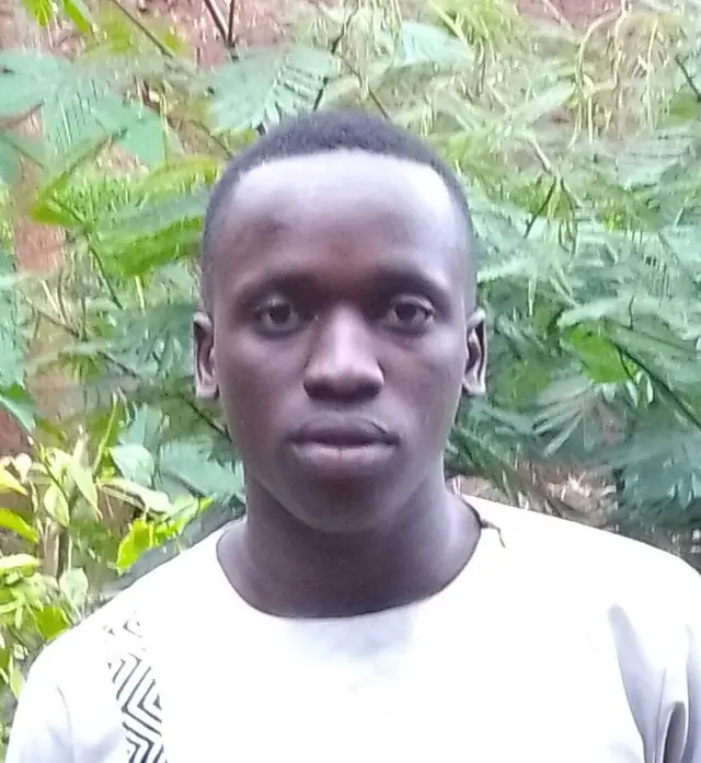 Olivier Habineza, Estudiante becada/o